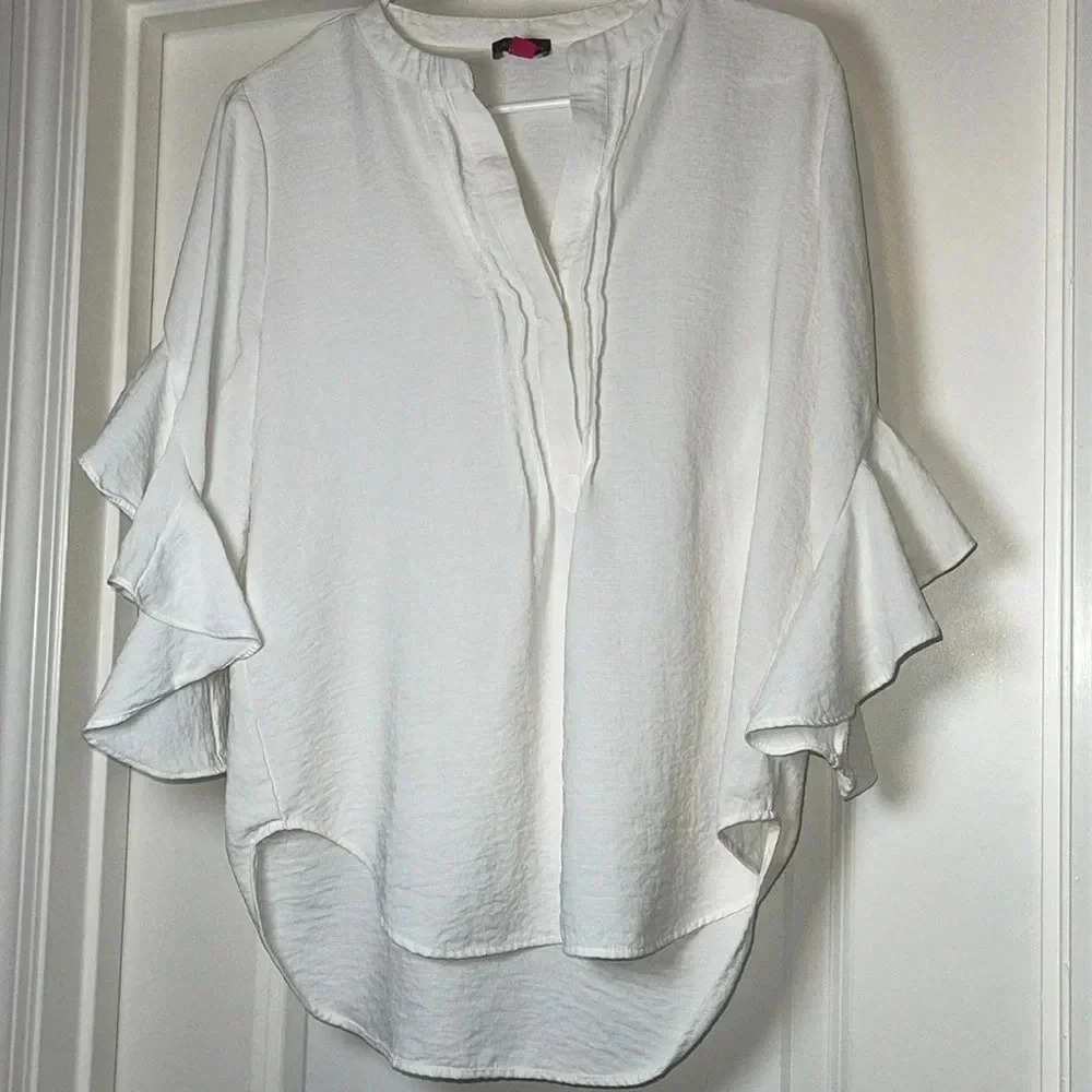 Vince Camuto Women's 3/4 Sleeves Ivory Blouse - Size S